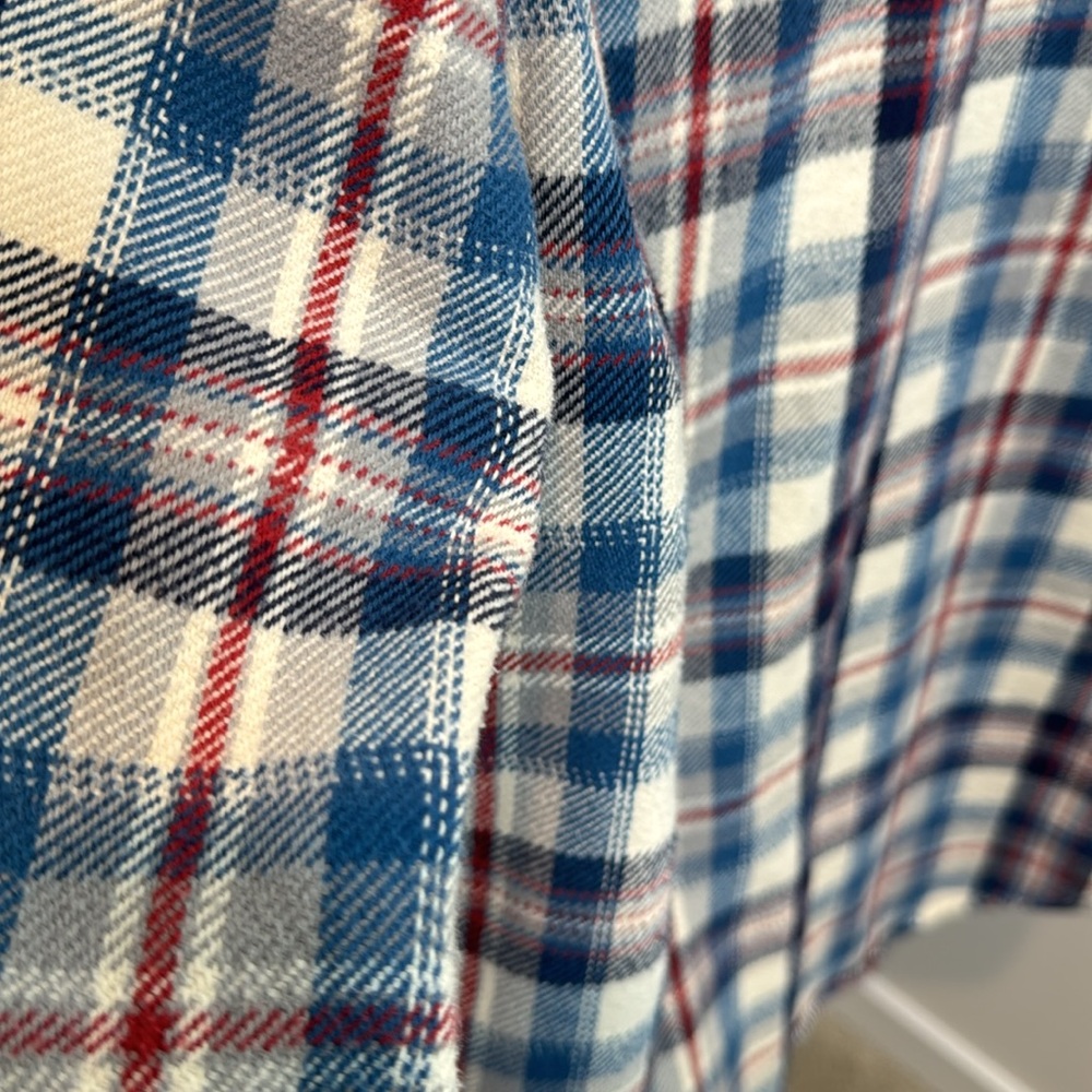 American Eagle Flannel Button Down Size M - image 5